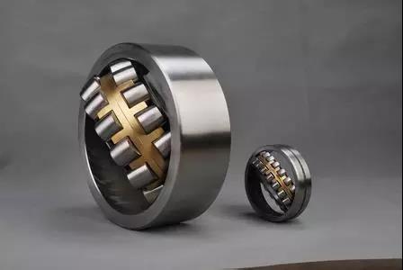 轉(zhuǎn)盤軸承晃動的原因(圖1) 轉(zhuǎn)盤軸承晃動的原因(圖1)